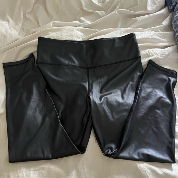 Zyia Active Light n Tight Hi-rise 7/8 24" RC NWT - Picture 3 of 4